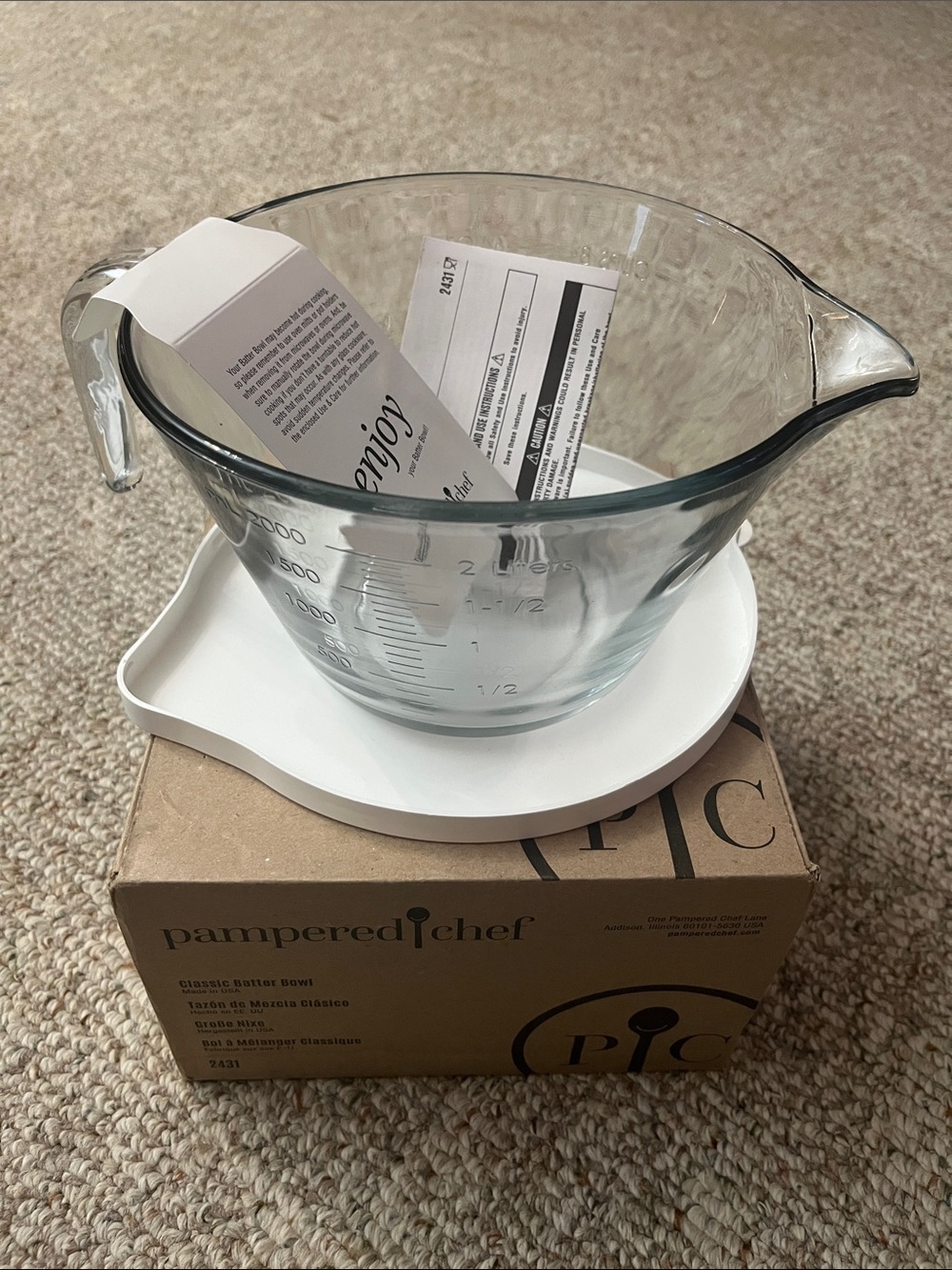 Pampered Chef Clear Glass Mixing Bowl